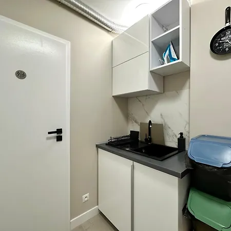 Apartment Mmrent Bird